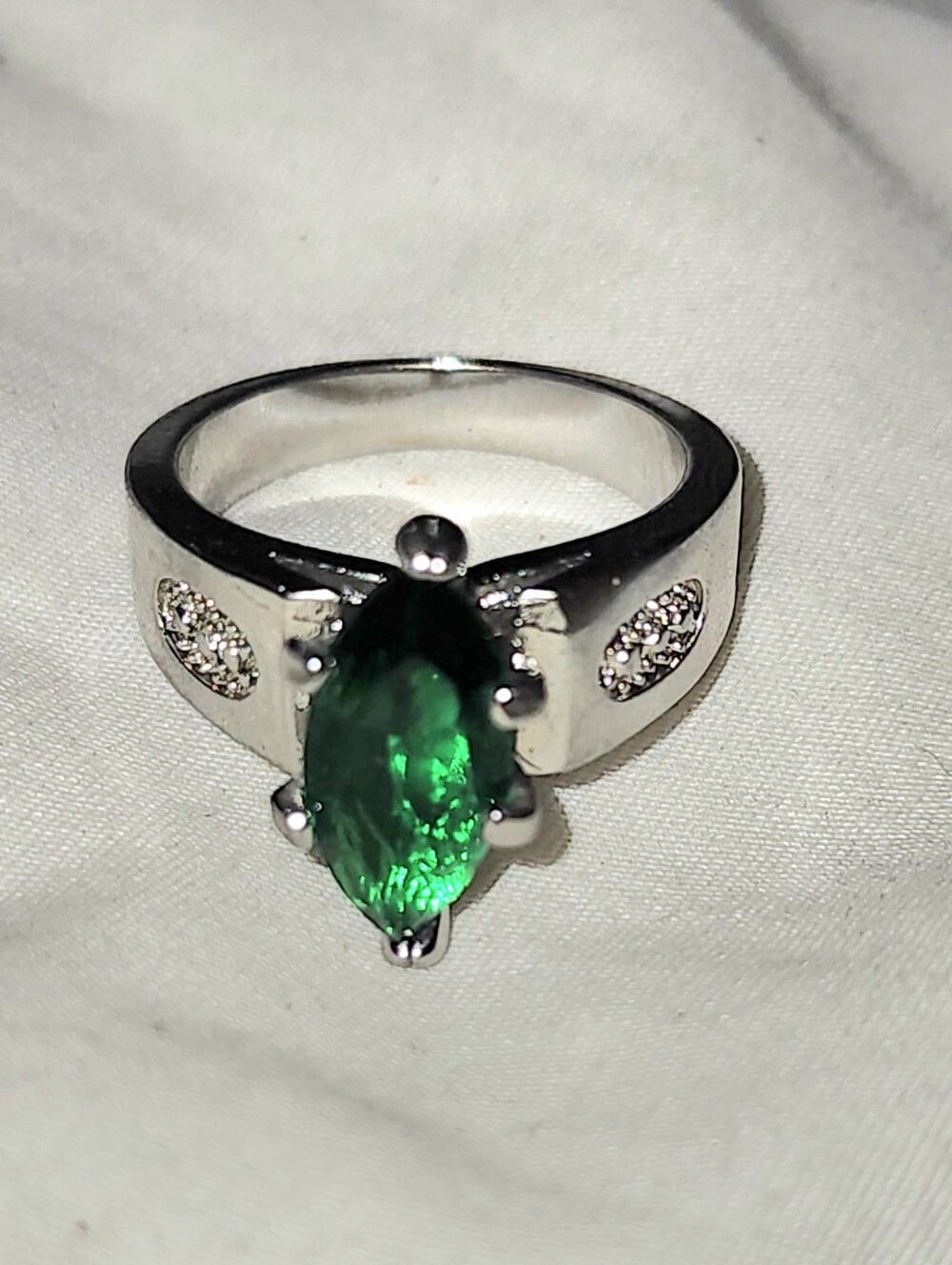 Source Unknown Silver Ring with Green Marquise Gem